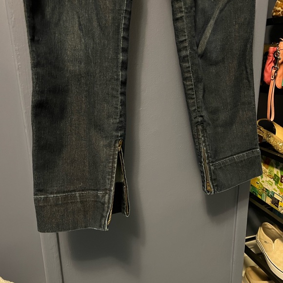 Dark wash LOFT modern crop jeans - Picture 4 of 4